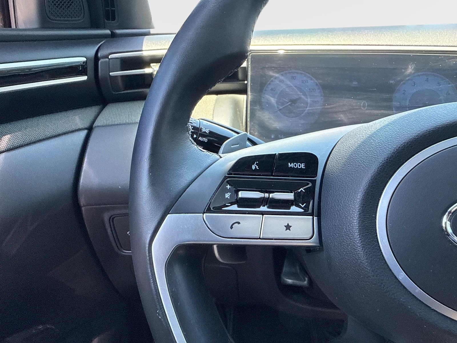 Used 2023 Hyundai Santa Cruz Limited w/ Cargo Package image 26