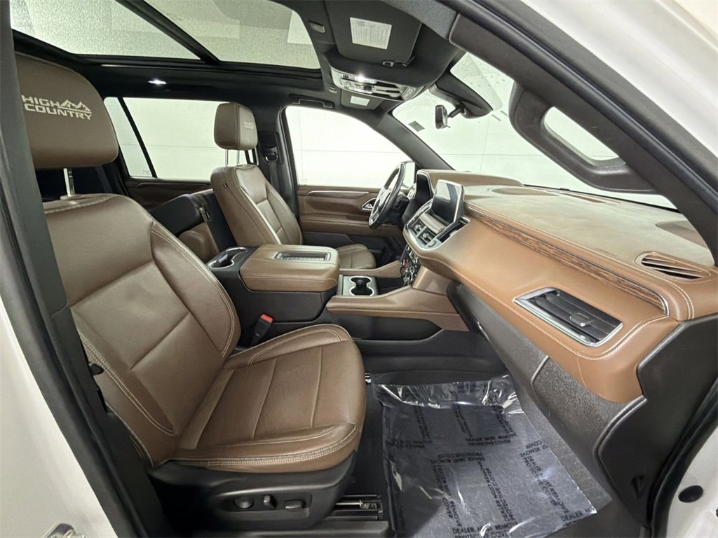 Used 2021 Chevrolet Suburban High Country image 28
