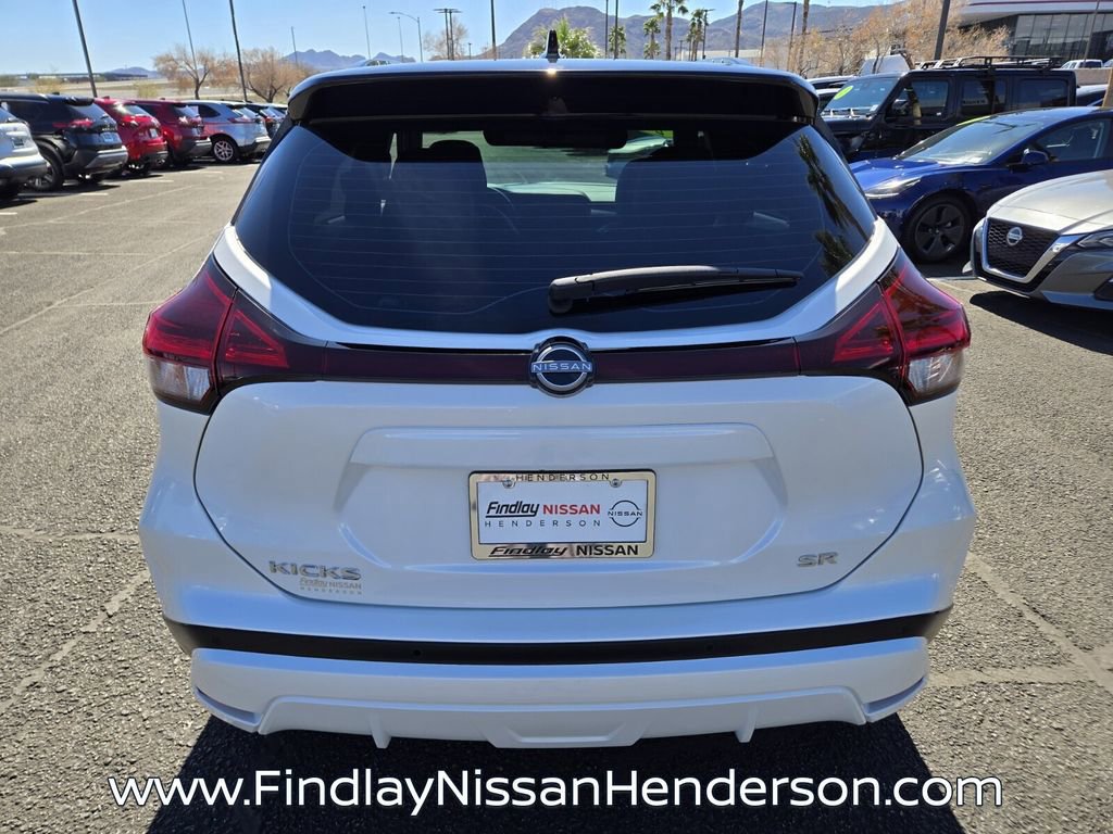 Used 2024 Nissan Kicks SR w/ SR Premium Package image 5