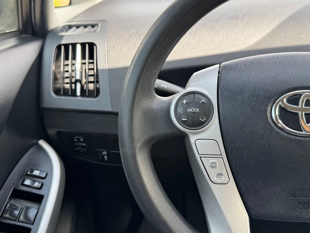 Used 2015 Toyota Prius Two FWD image 10
