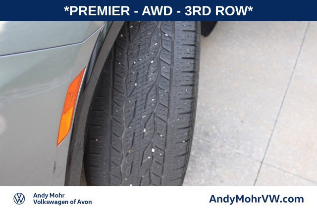 Used 2023 Chevrolet Traverse Premier w/ Redline Edition AWD/4WD image 13