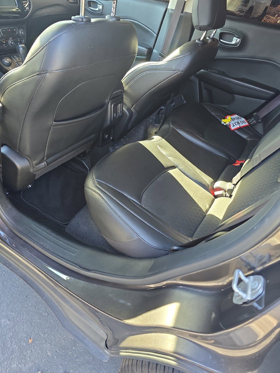 Used 2021 Jeep Compass Latitude image 4