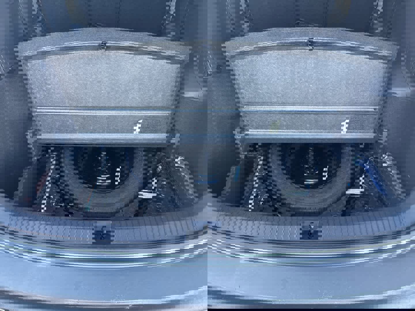 Certified 2020 Volkswagen Tiguan SE image 43