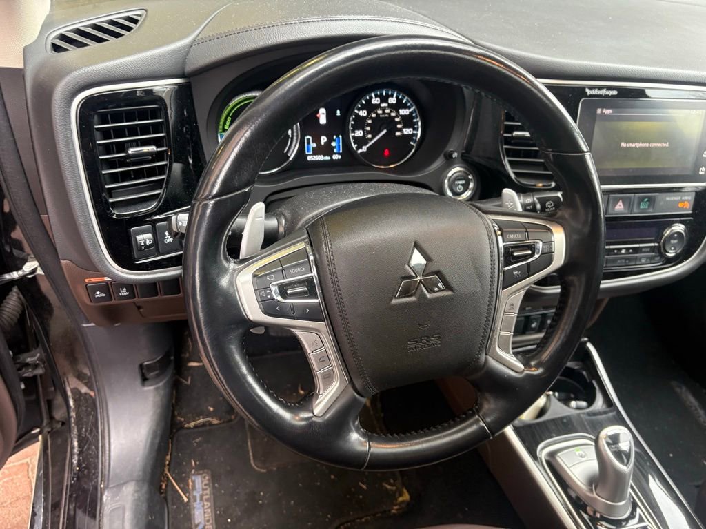 Used 2018 Mitsubishi Outlander GT image 17