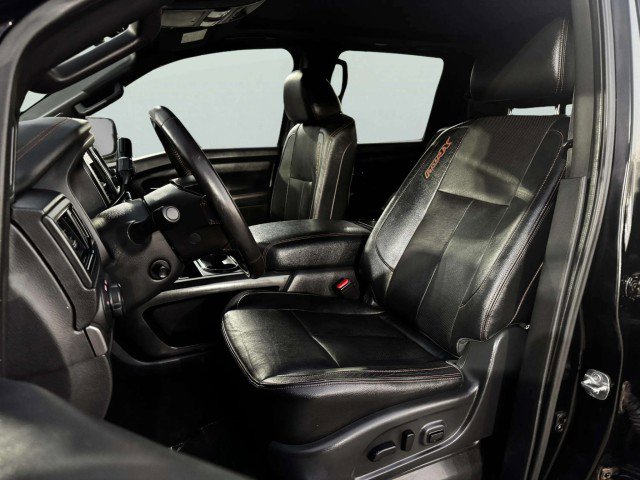 Used 2021 Nissan Titan PRO-4X w/ Pro-4x Convenience Package image 21