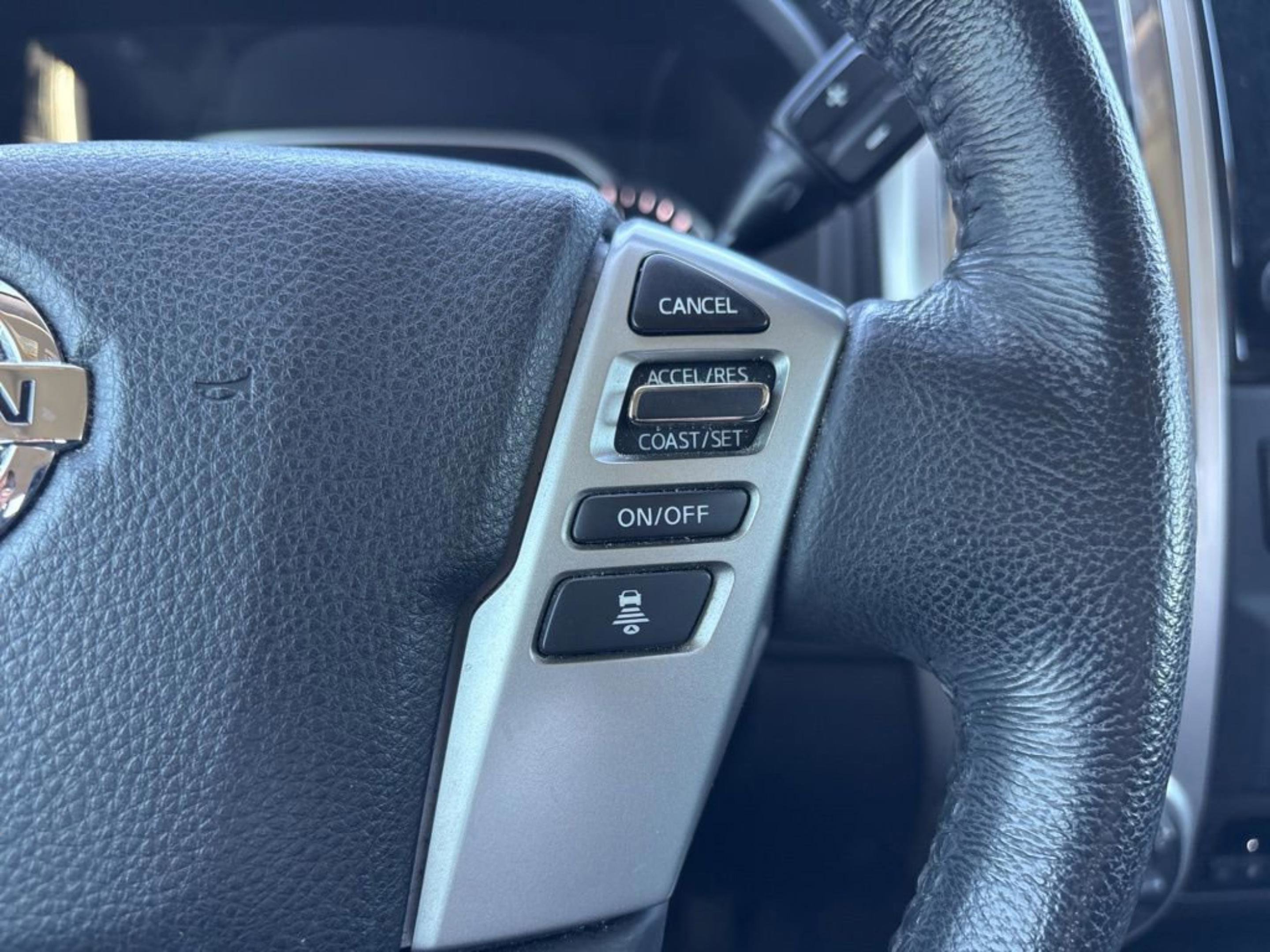 Used 2020 Nissan Titan SV w/ SV Convenience Package image 13