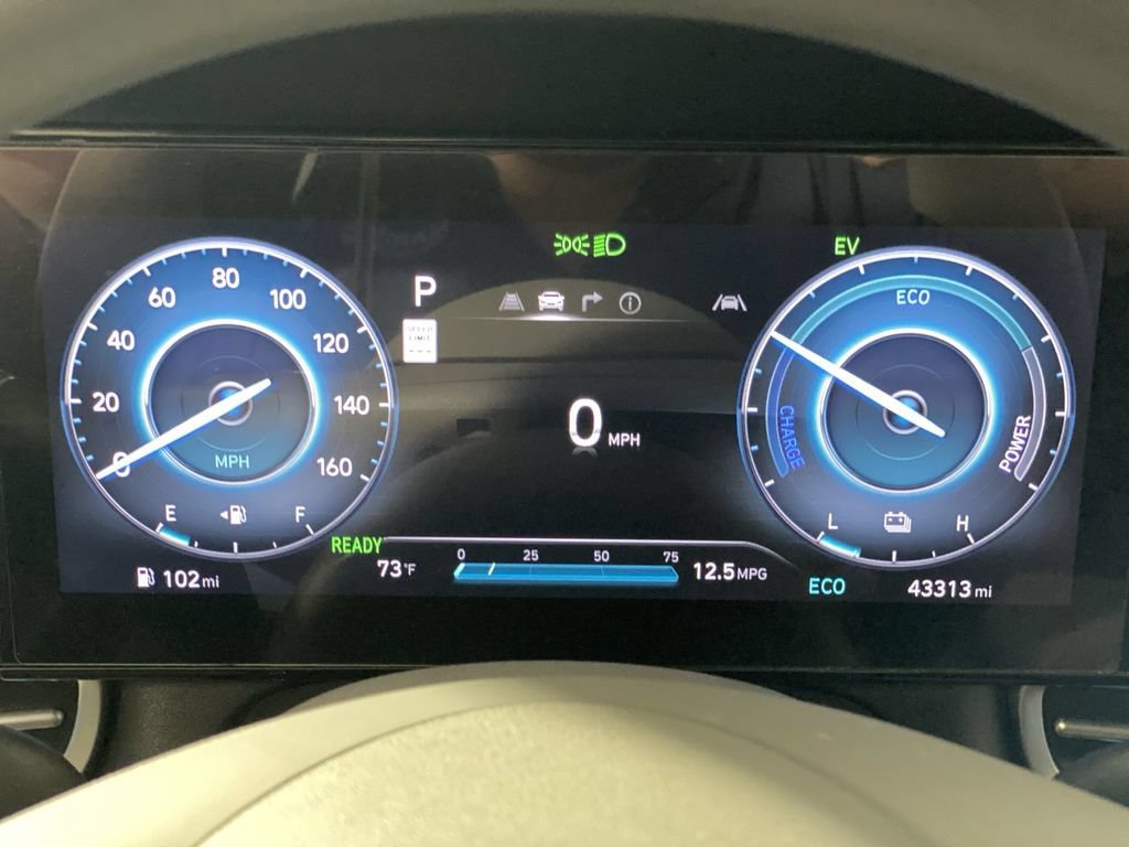 Used 2024 Hyundai Elantra Blue FWD image 11