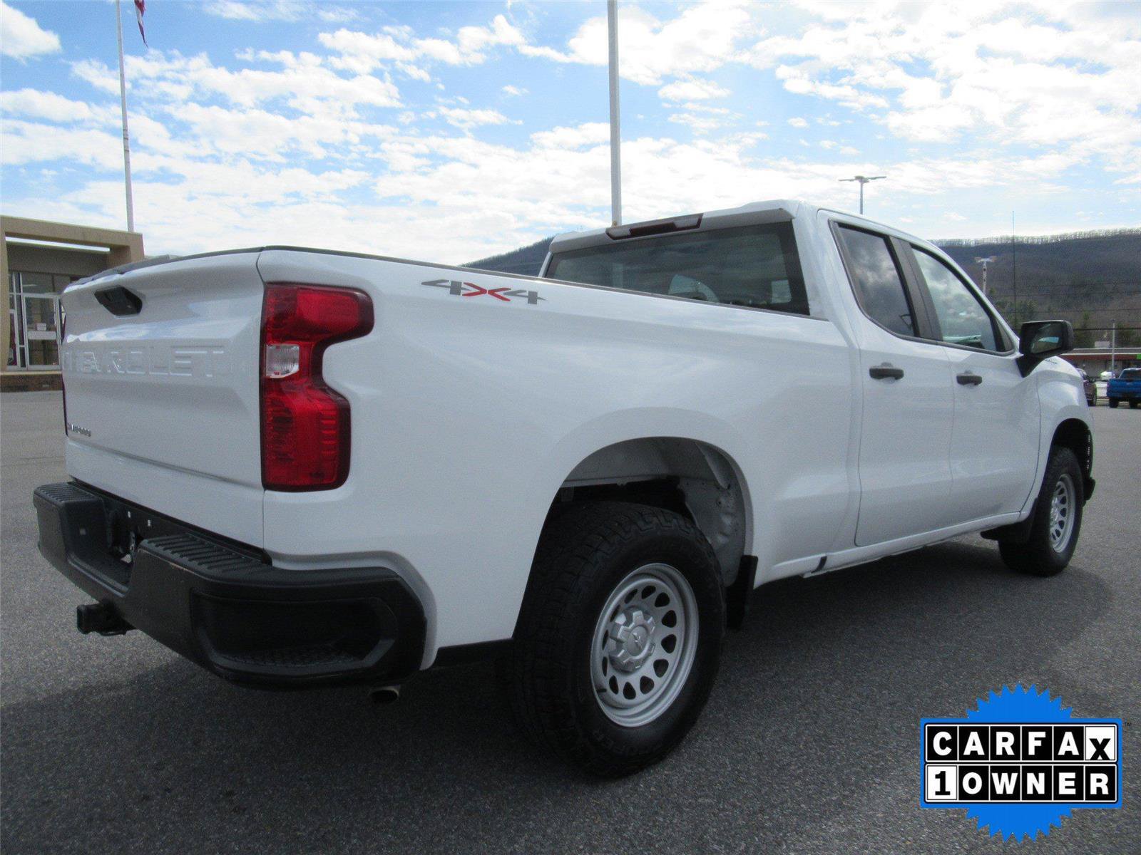 Used 2021 Chevrolet Silverado 1500 W/T w/ WT Value Package AWD/4WD image 6