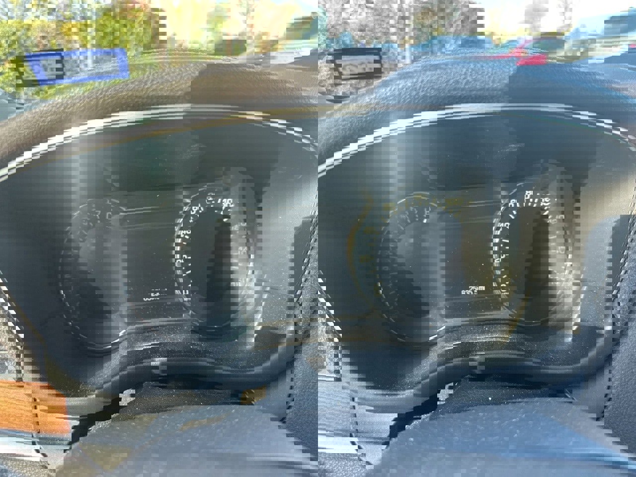 Used 2015 Lincoln MKC Reserve w/ Equipment Group 102A Reserve image 10