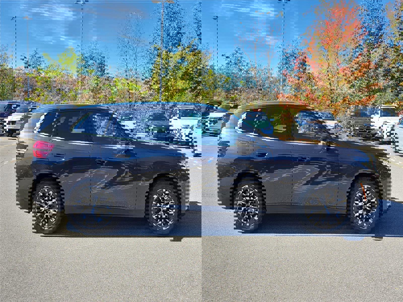 Certified 2025 BMW X3 xDrive30i image 2