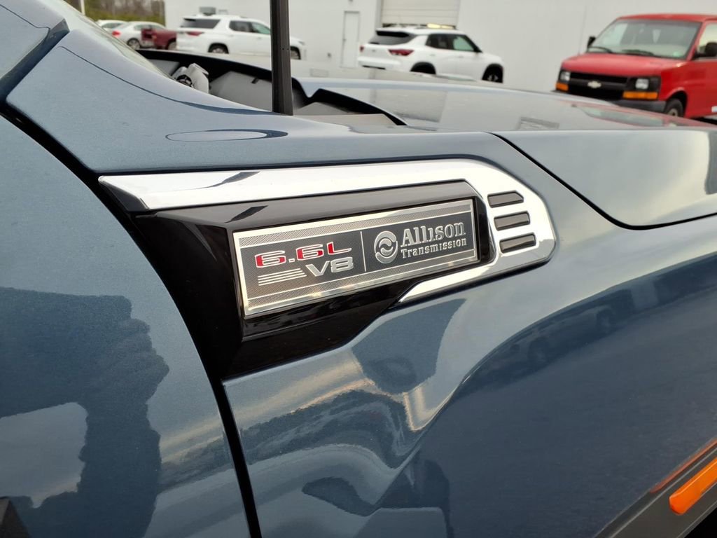 Used 2025 GMC Sierra 2500 Pro w/ Convenience Package image 10