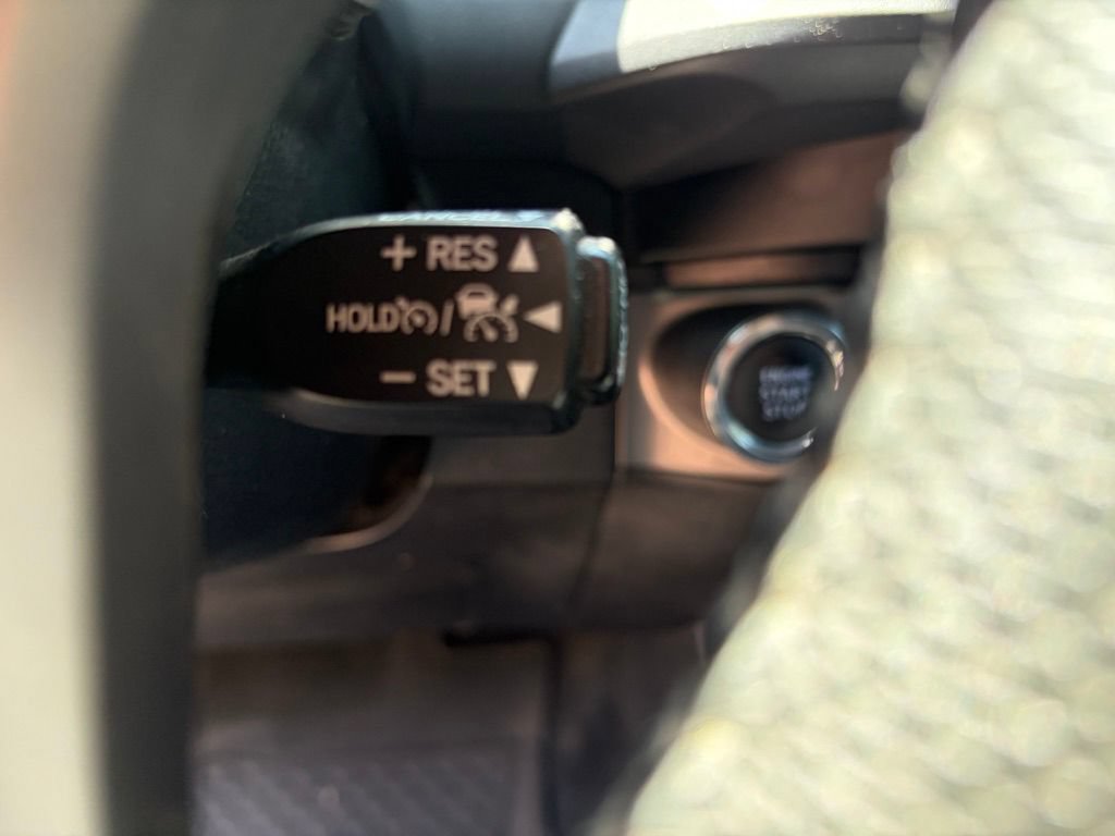 Used 2023 Toyota Tacoma TRD Sport AWD/4WD image 17