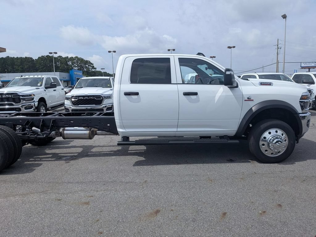 New 2026 RAM 5500 Tradesman w/ Chrome Appearance Group AWD/4WD image 2