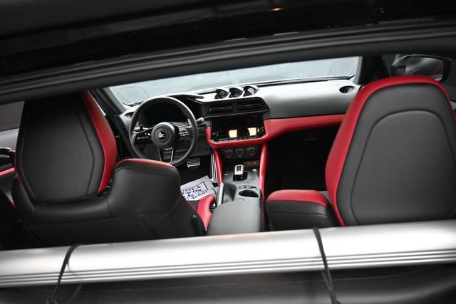 Used 2024 Nissan Z Performance w/ Floor Mat Package RWD image 18
