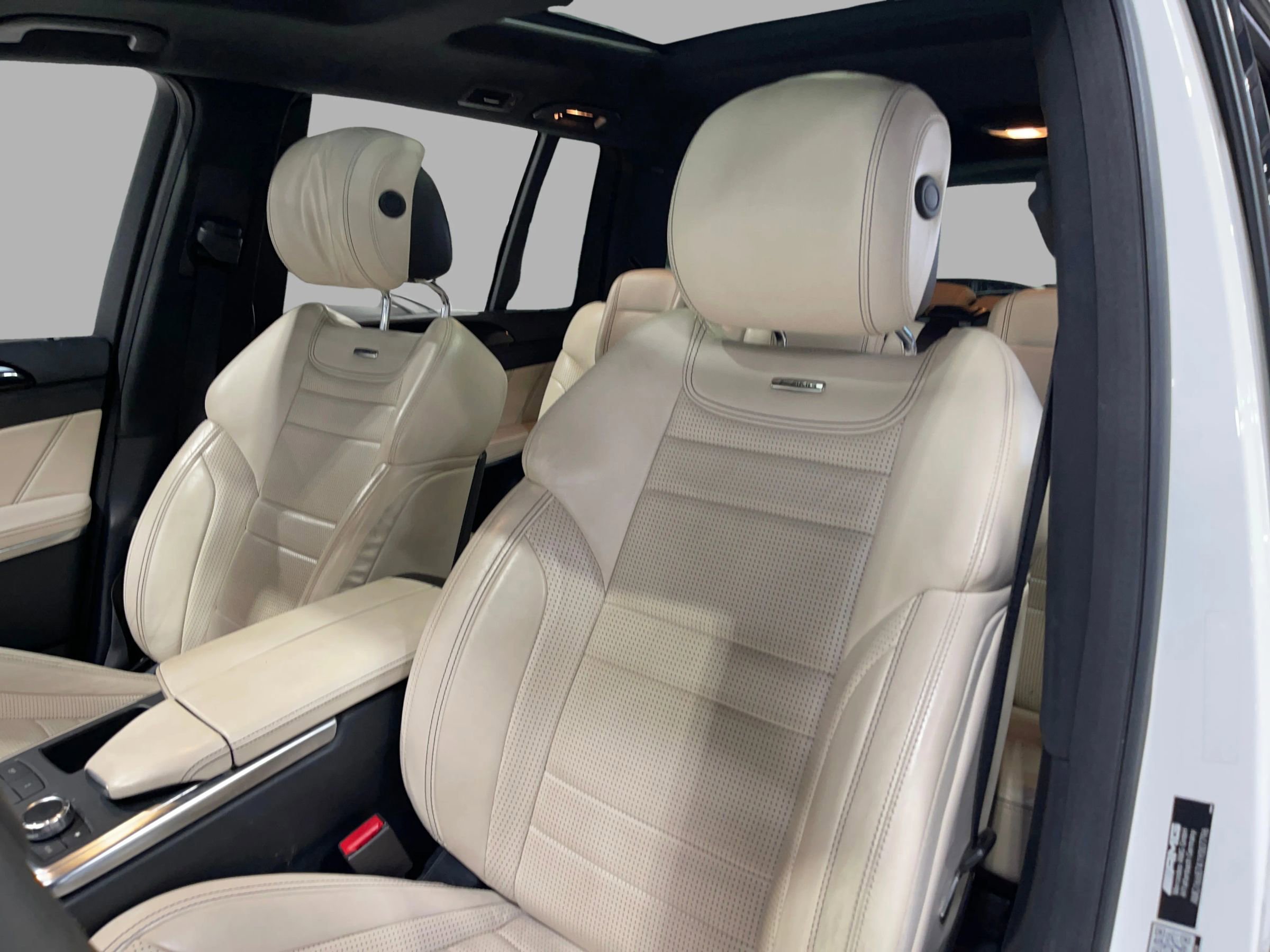 Used 2016 Mercedes-Benz GL 63 AMG 4MATIC w/ Accessory Chrome Package image 24