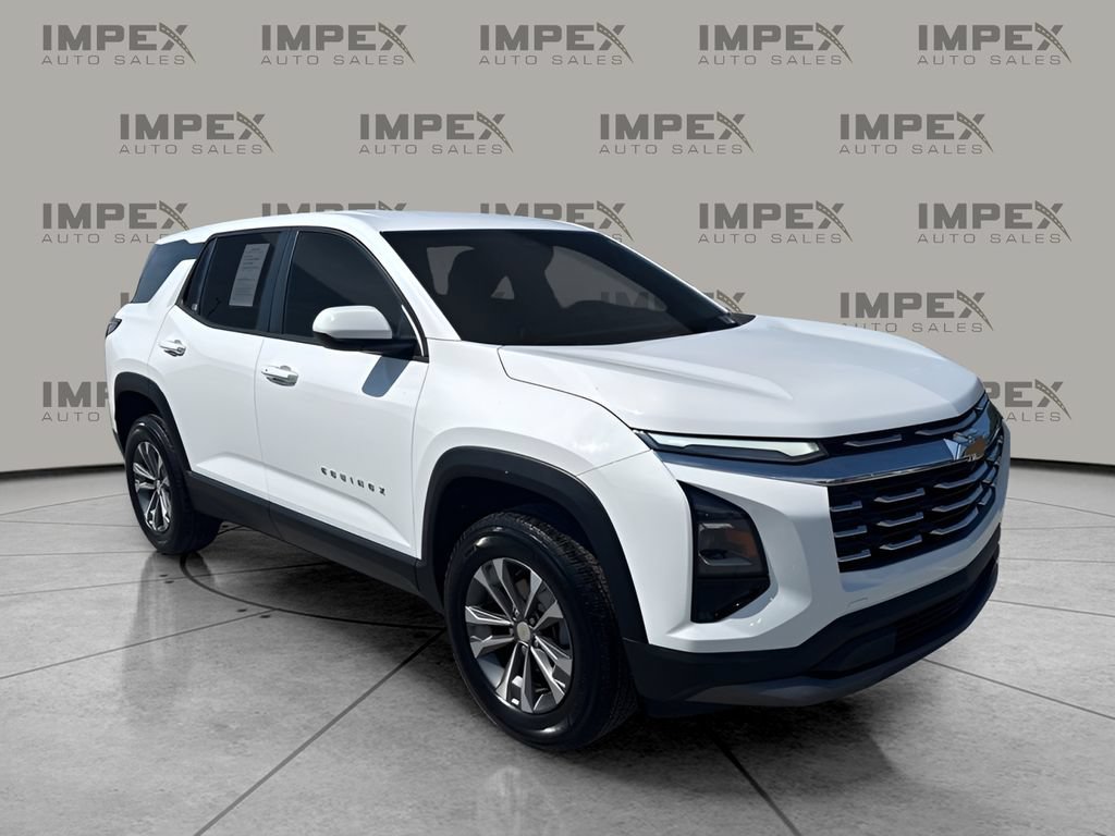 Used 2026 Chevrolet Equinox LT FWD image 6