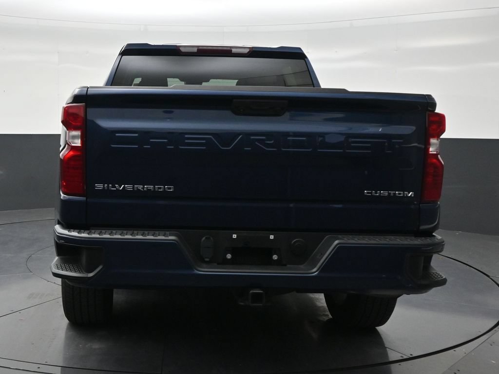 Used 2023 Chevrolet Silverado 1500 Custom RWD image 4