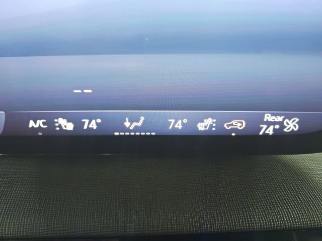 Used 2025 Buick Enclave Preferred image 12