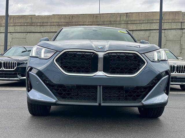 New 2026 BMW X2 xDrive28i w/ Technology Package AWD/4WD image 2