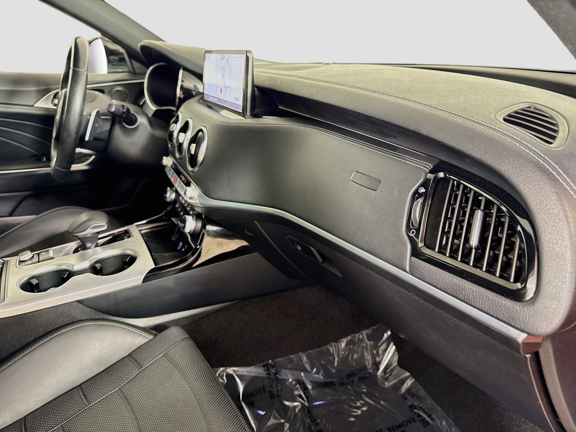 Used 2023 Kia Stinger GT2 RWD image 32