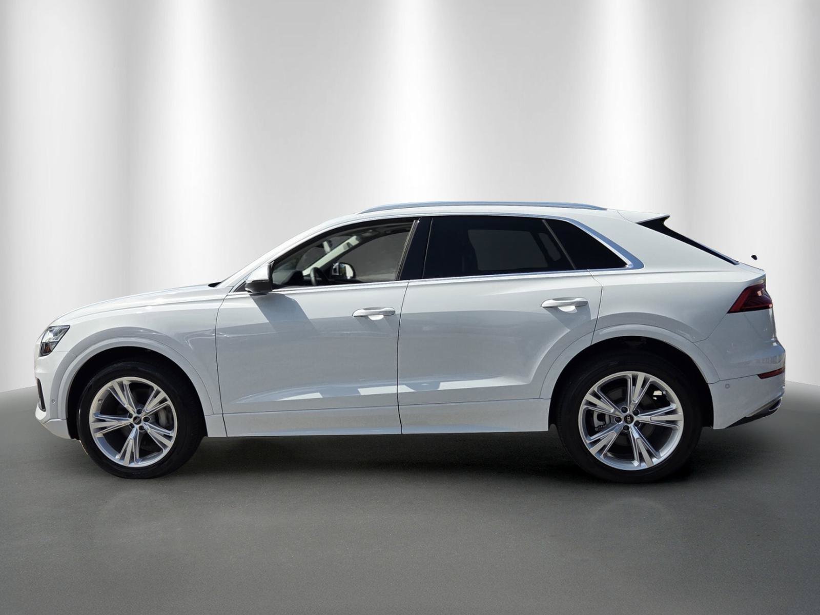 Used 2023 Audi Q8 Premium Plus AWD/4WD image 4