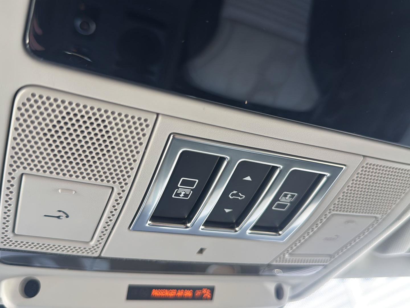 New 2026 Land Rover Discovery S AWD/4WD image 35