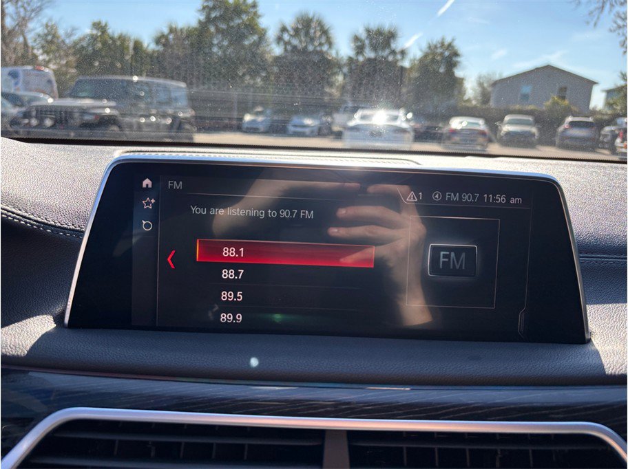 Used 2019 BMW 740i 740i Sedan 4D w/ M Sport Package image 29