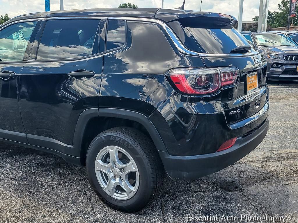 Certified 2022 Jeep Compass Sport AWD/4WD image 9