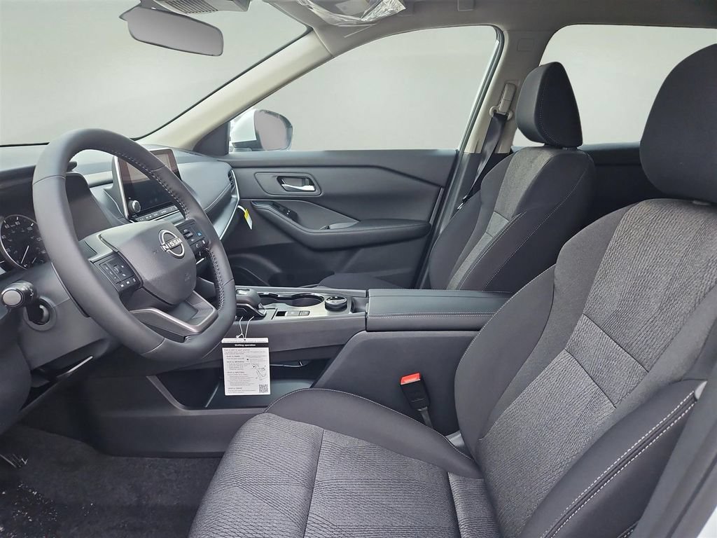 New 2026 Nissan Rogue SV w/ Cold Weather Package AWD/4WD image 17