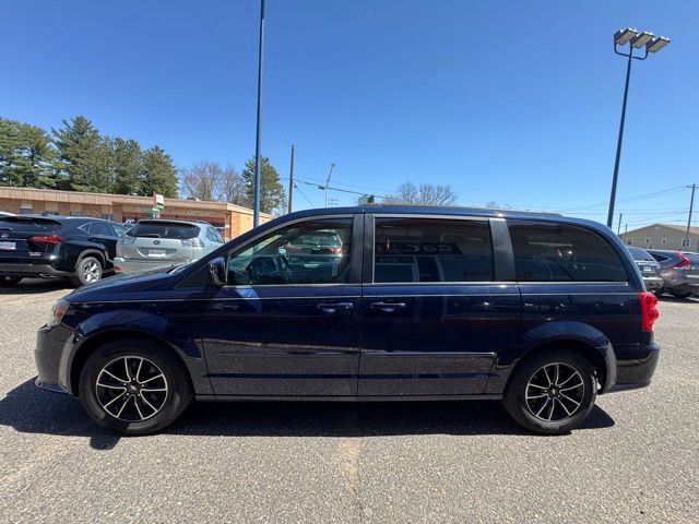 Used 2016 Dodge Grand Caravan R/T w/ Safety Sphere Group FWD image 4
