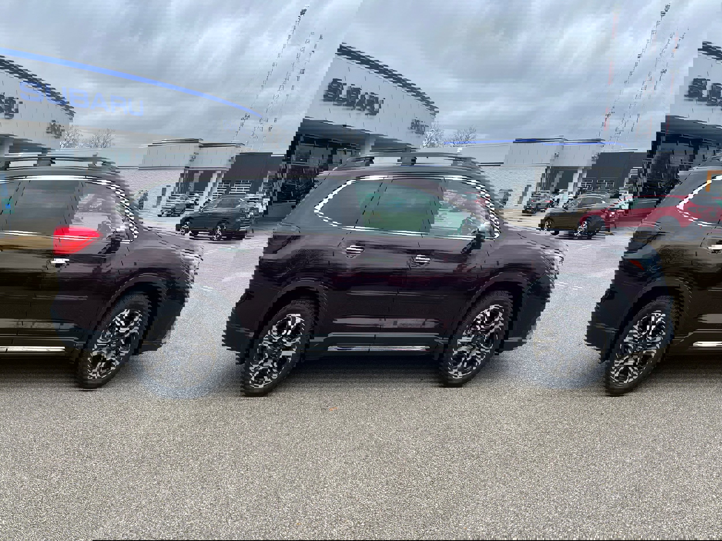 Used 2023 Subaru Ascent Touring image 8