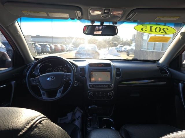 Used 2015 Kia Sorento SX image 14