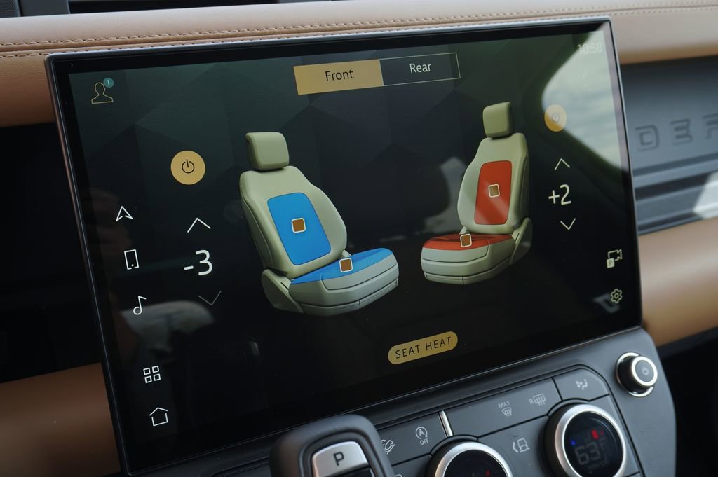 New 2026 Land Rover Defender 130 X-Dynamic SE image 26