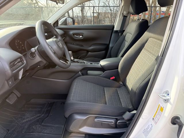 New 2026 Honda HR-V LX image 9