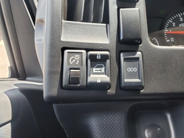 New 2025 Chevrolet Low Cab Forward image 13