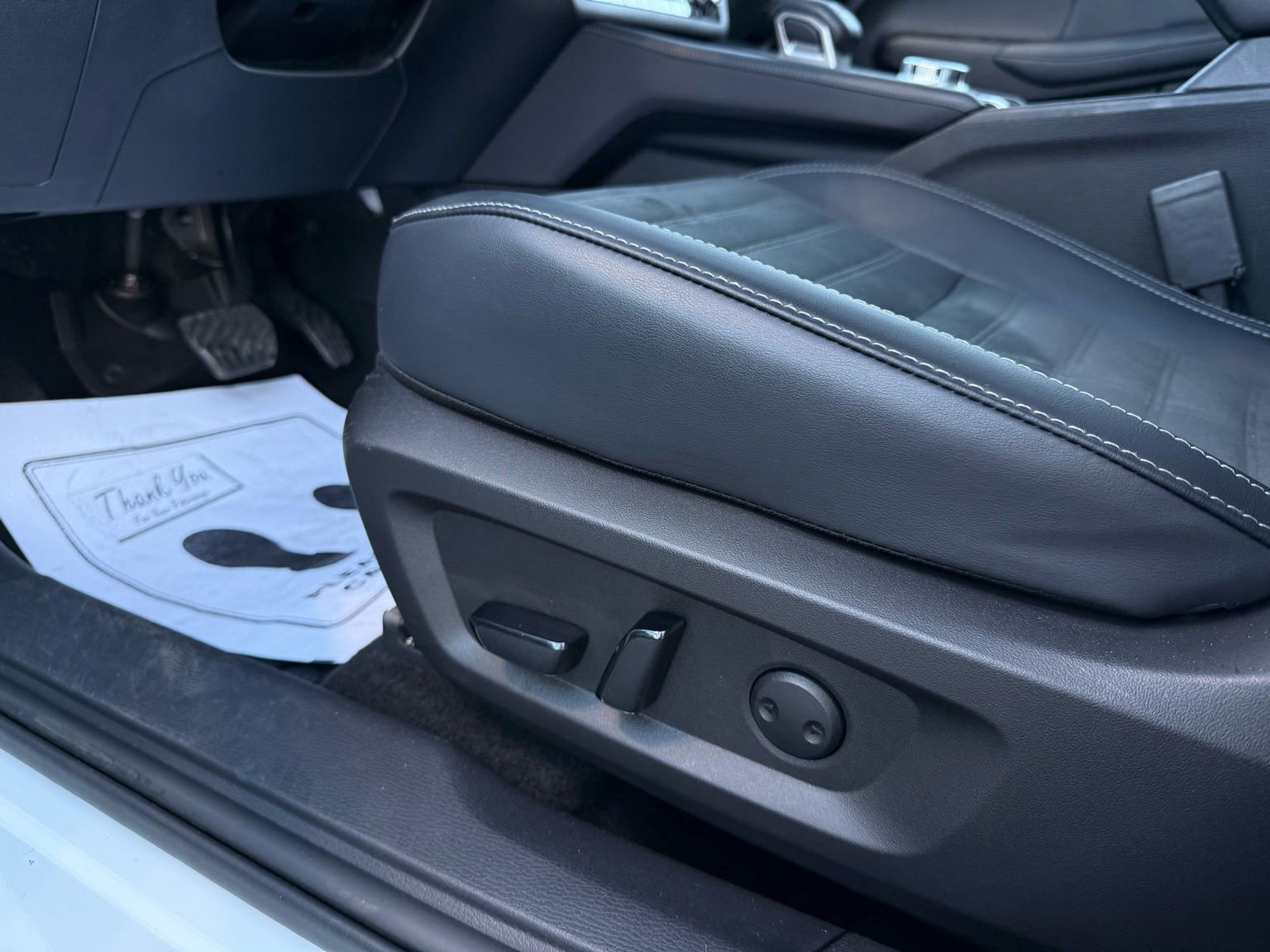 Used 2024 Mitsubishi Outlander SEL image 41