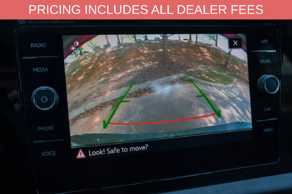 Used 2025 Volkswagen Jetta SE FWD image 13