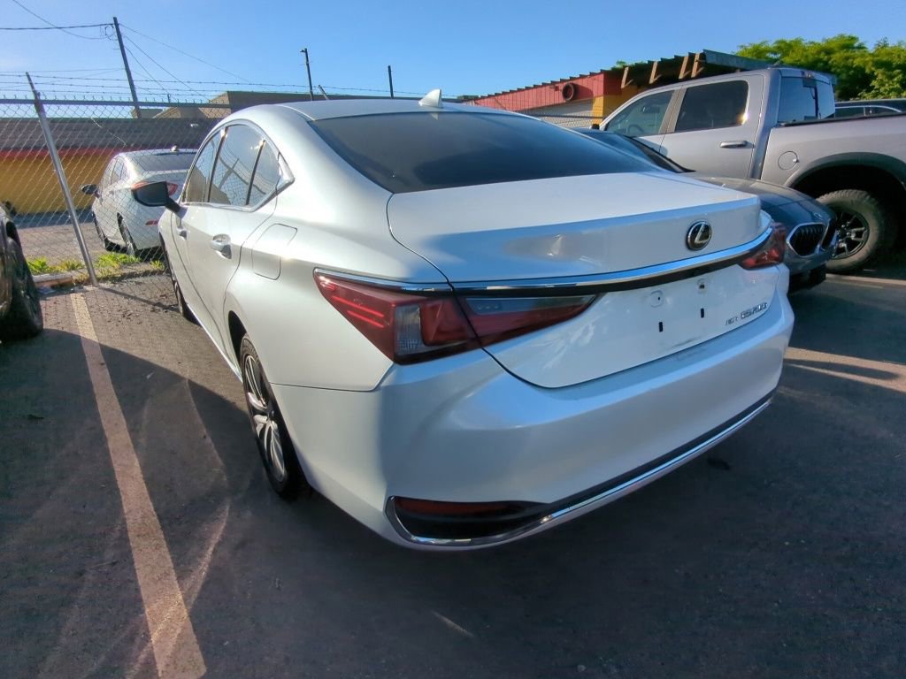 Used 2021 Lexus ES 250 w/ Premium Package AWD/4WD image 4