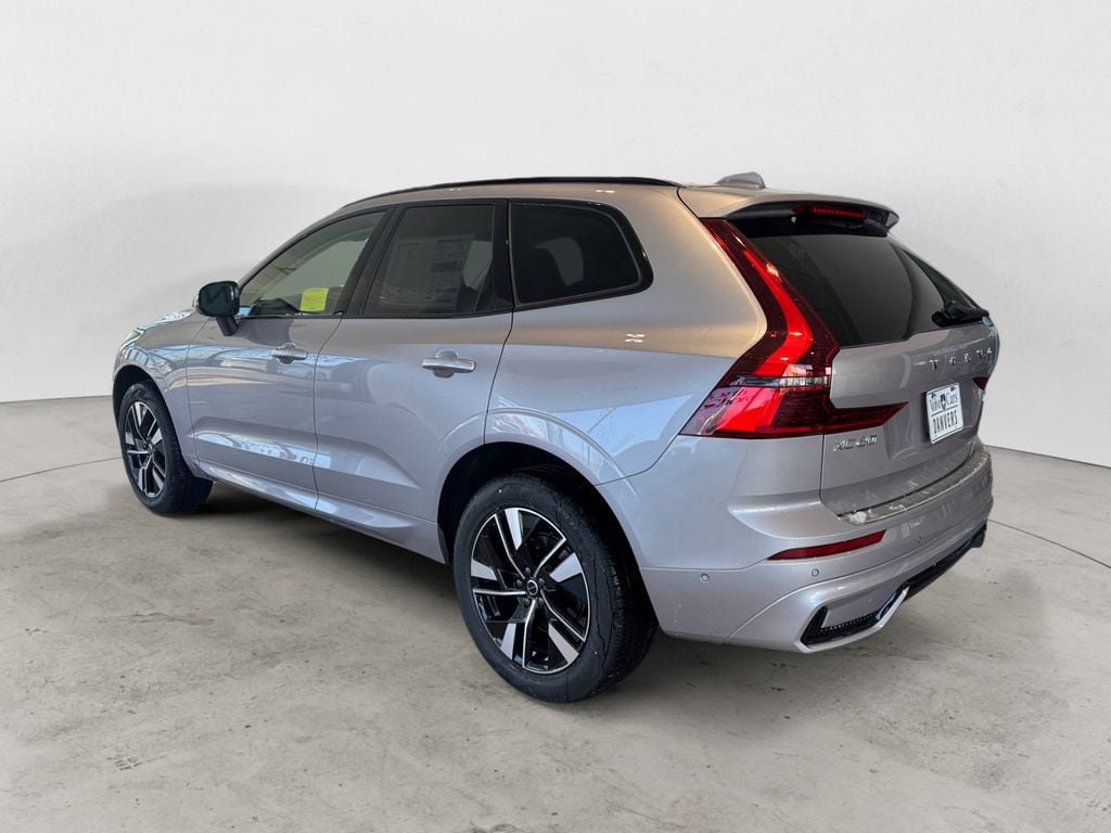 New 2026 Volvo XC60 B5 Plus w/ Protection Package Premier AWD/4WD image 4