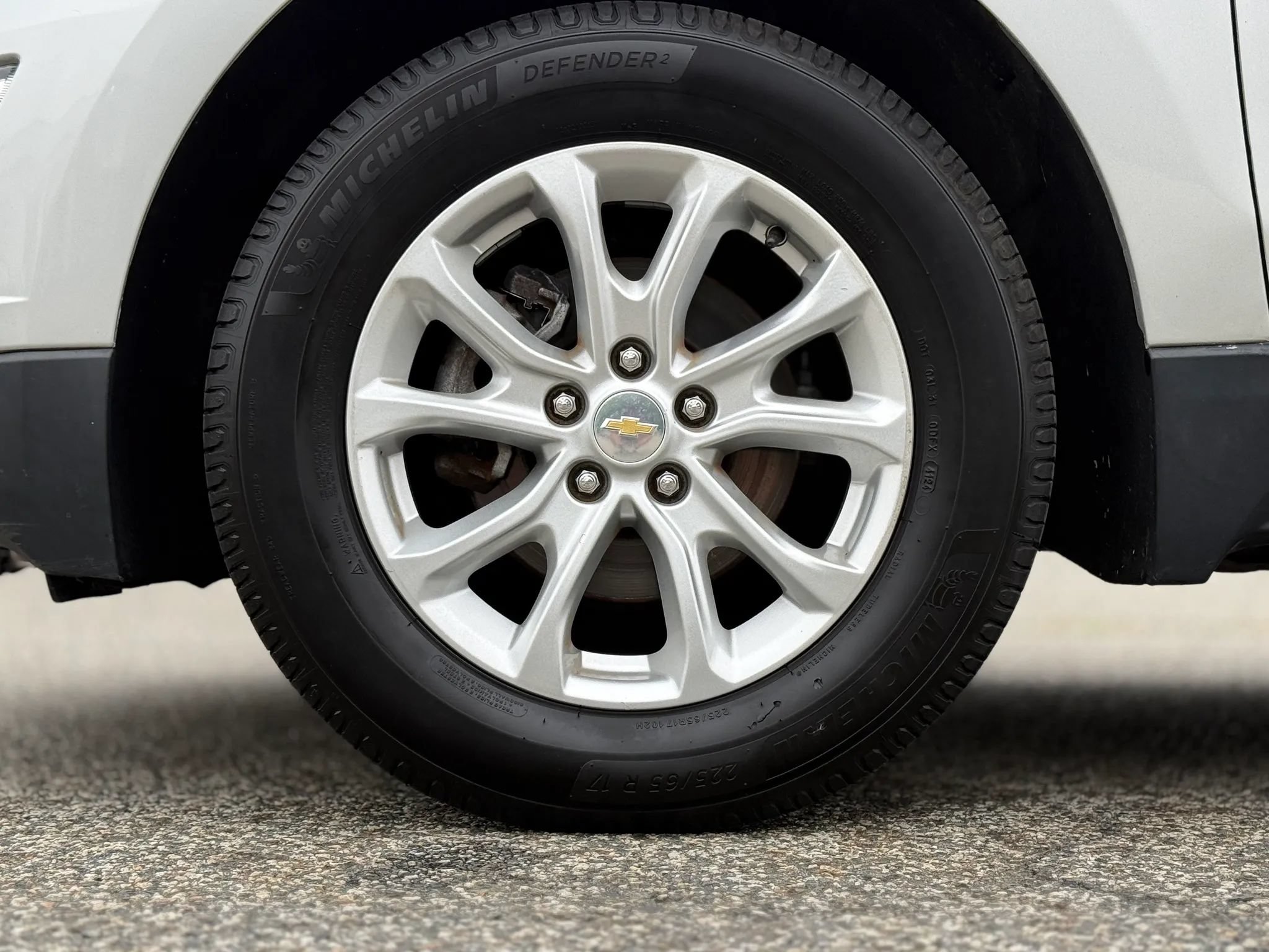 Used 2018 Chevrolet Equinox LT AWD/4WD image 30