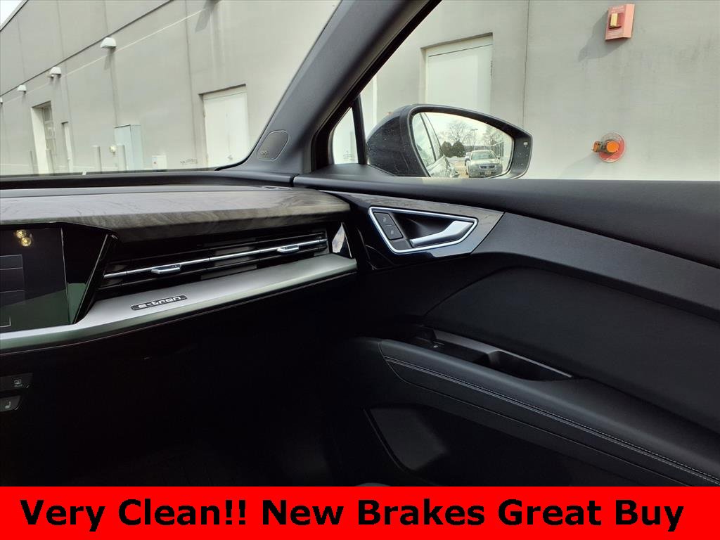 Used 2023 Audi Q4 e-tron Premium Plus w/ Premium Plus image 27