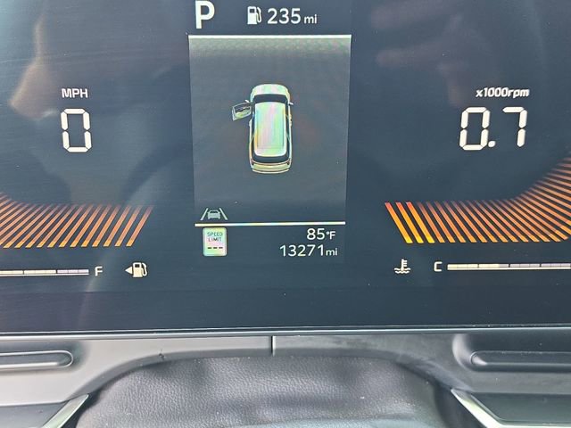 Used 2025 Kia Carnival EX image 44