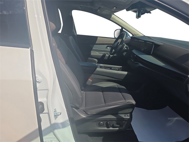 Certified 2025 Nissan Murano Platinum w/ Cargo Package image 15