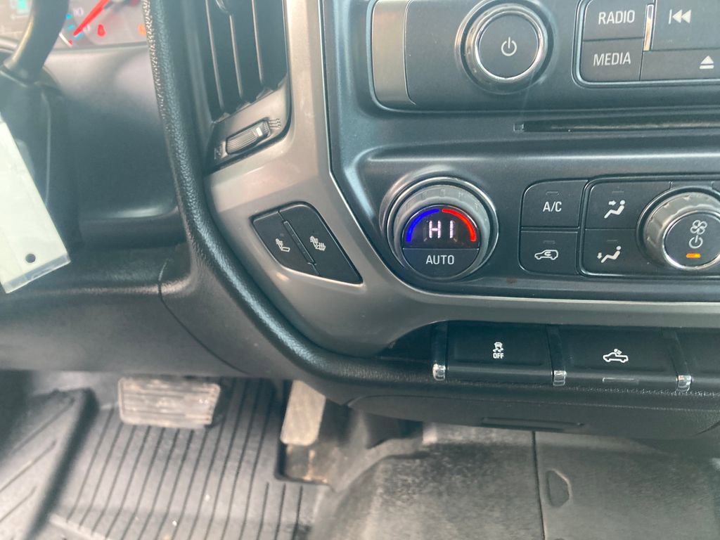 Used 2019 Chevrolet Silverado 1500 LT w/ All Star Edition image 22