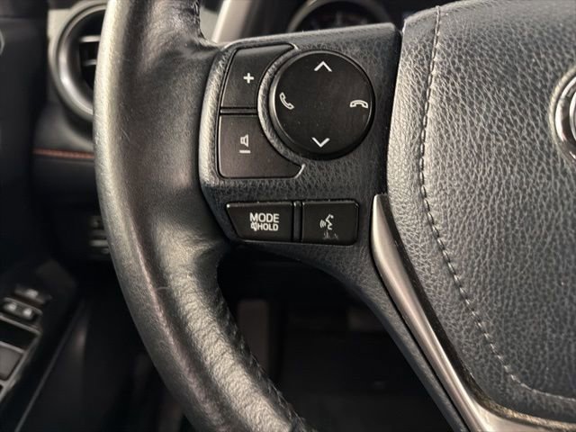 Used 2017 Toyota RAV4 SE image 18