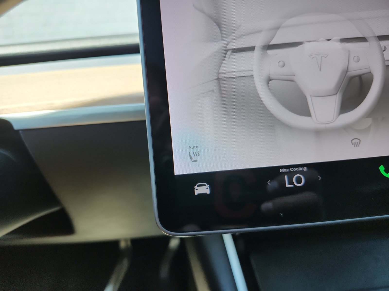 Used 2021 Tesla Model Y Long Range AWD/4WD image 22