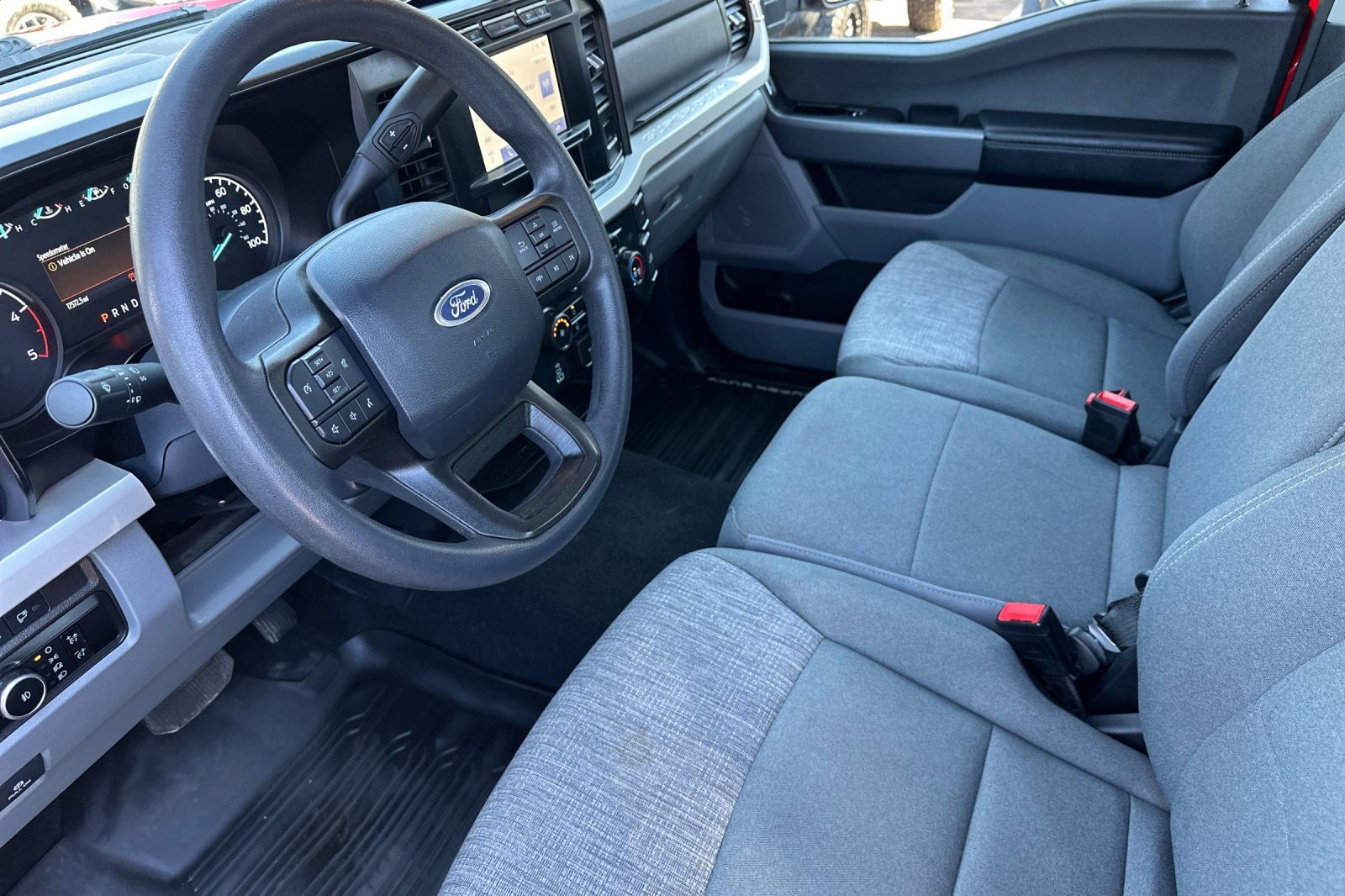 Certified 2024 Ford F350 XLT w/ 360-Degree Camera Package image 9