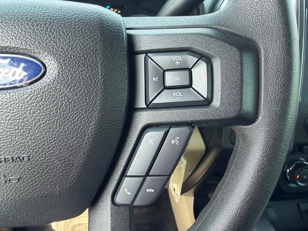 Used 2016 Ford F150 XLT RWD image 38