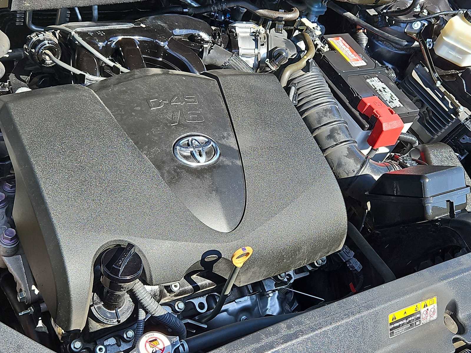 Used 2020 Toyota Highlander LE image 15