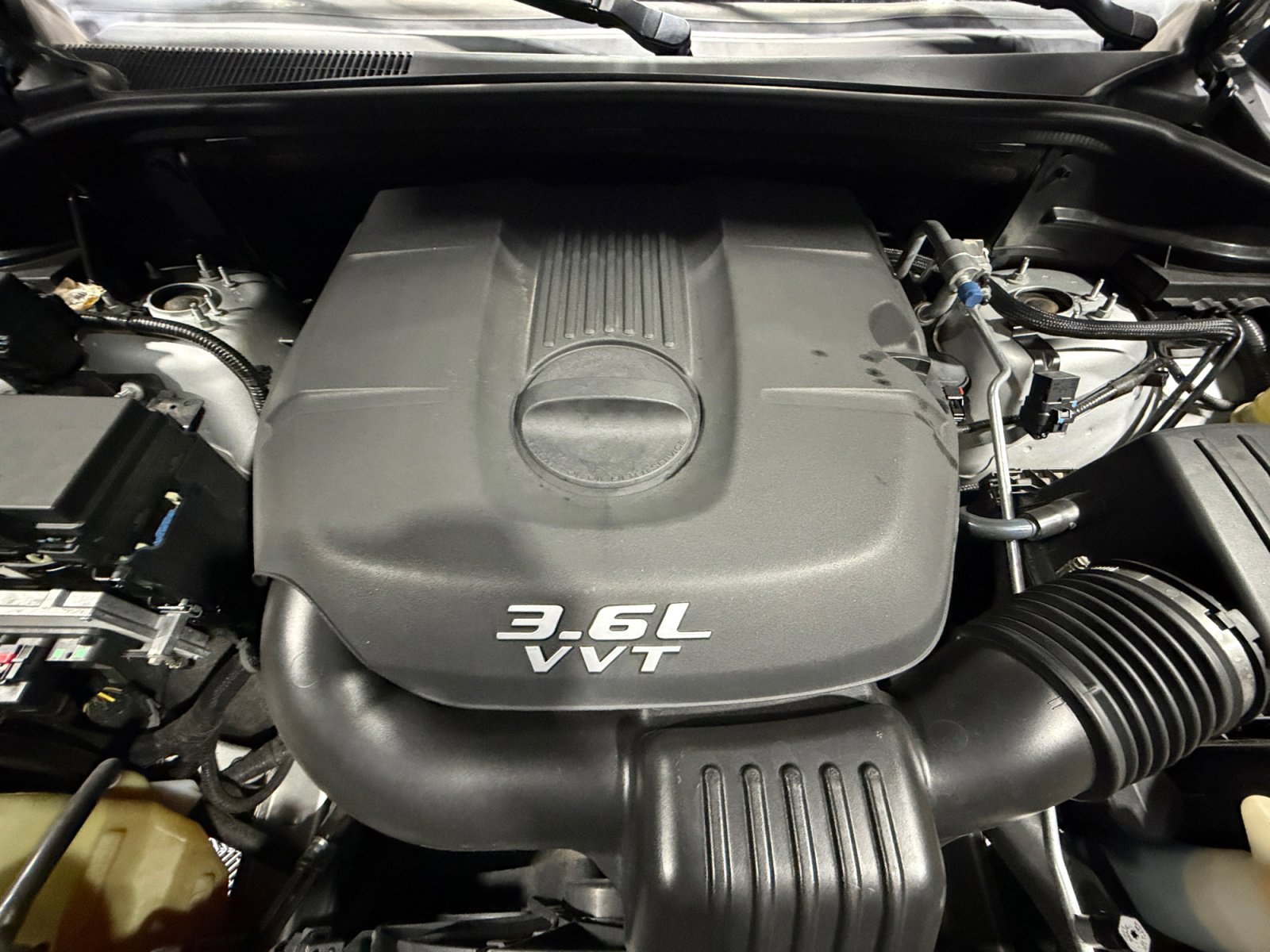 Used 2012 Jeep Grand Cherokee Limited image 22